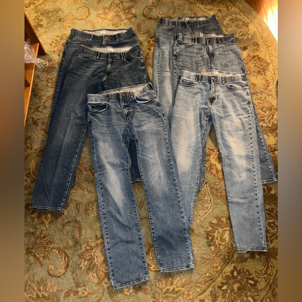 Lee Straight Jeans Lot